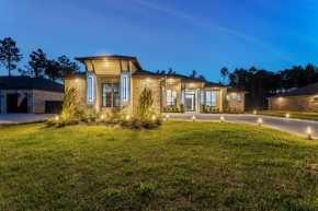 Luxury Smart Home 35 Minutes From Houston